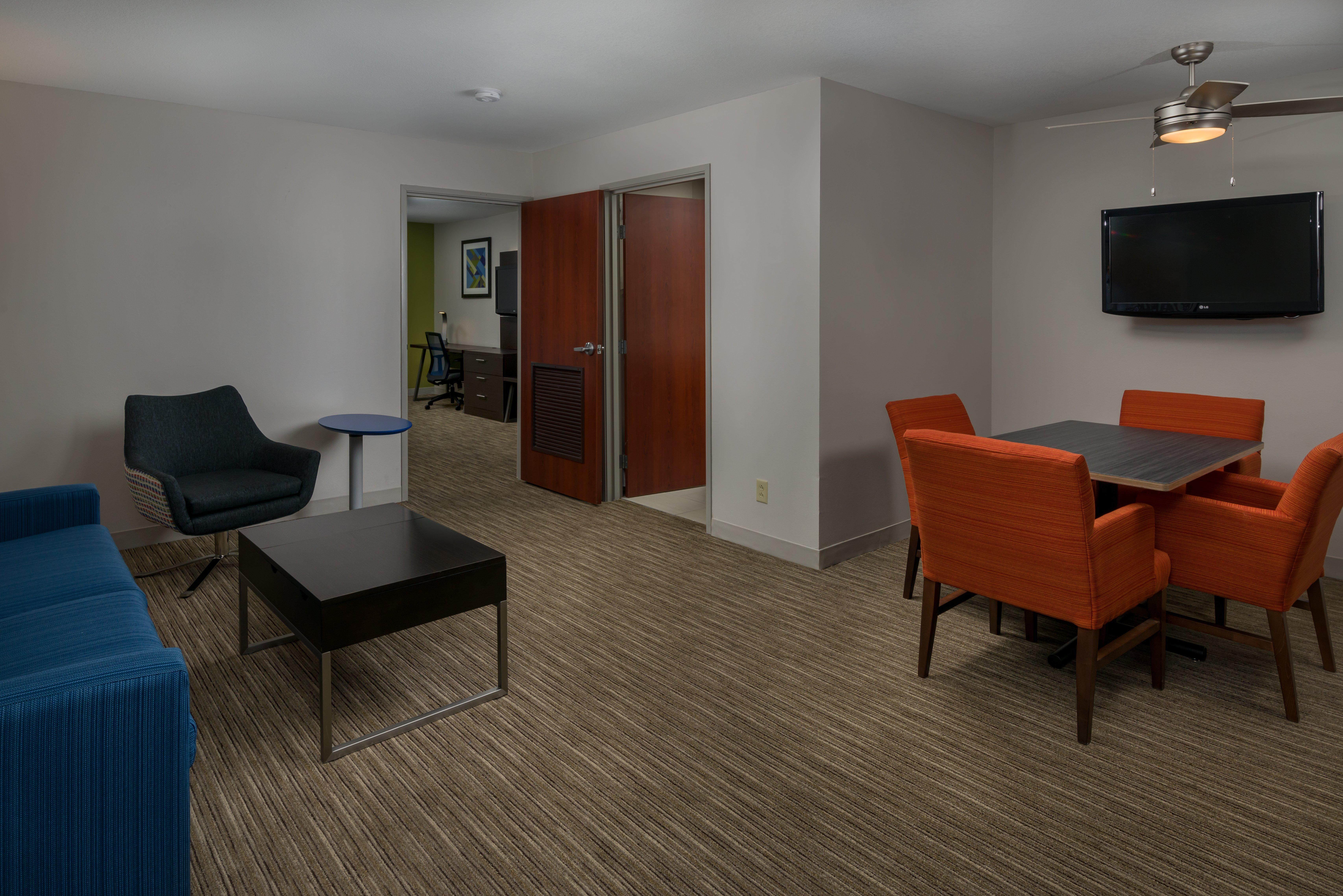 Holiday Inn Express Lawrence By Ihg Exteriér fotografie