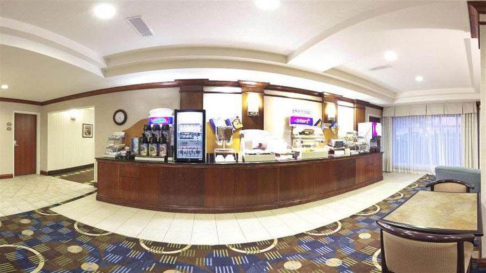 Holiday Inn Express Lawrence By Ihg Exteriér fotografie