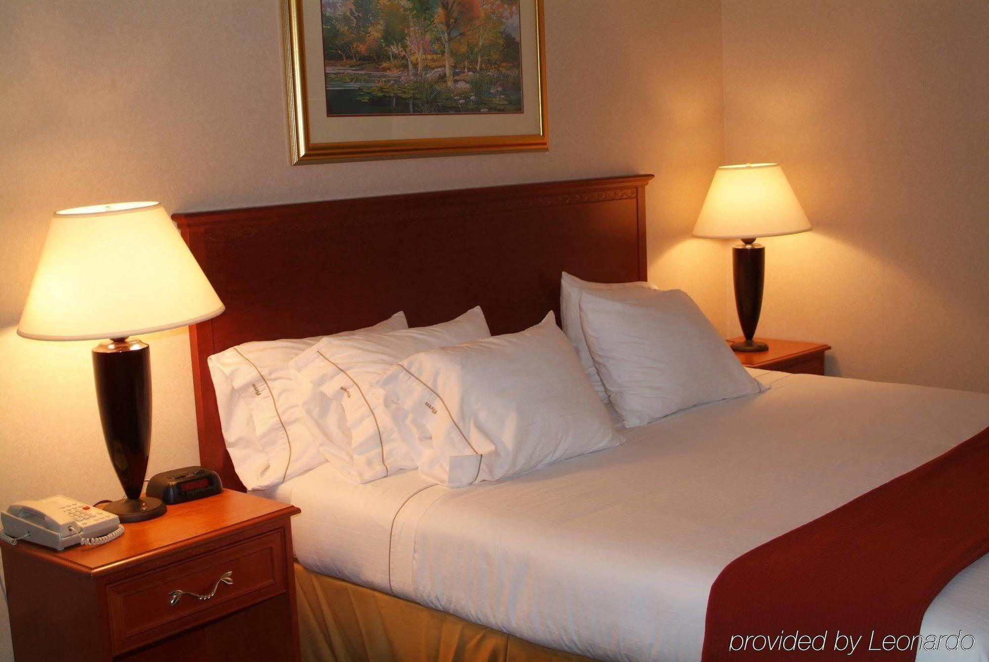 Holiday Inn Express Lawrence By Ihg Exteriér fotografie