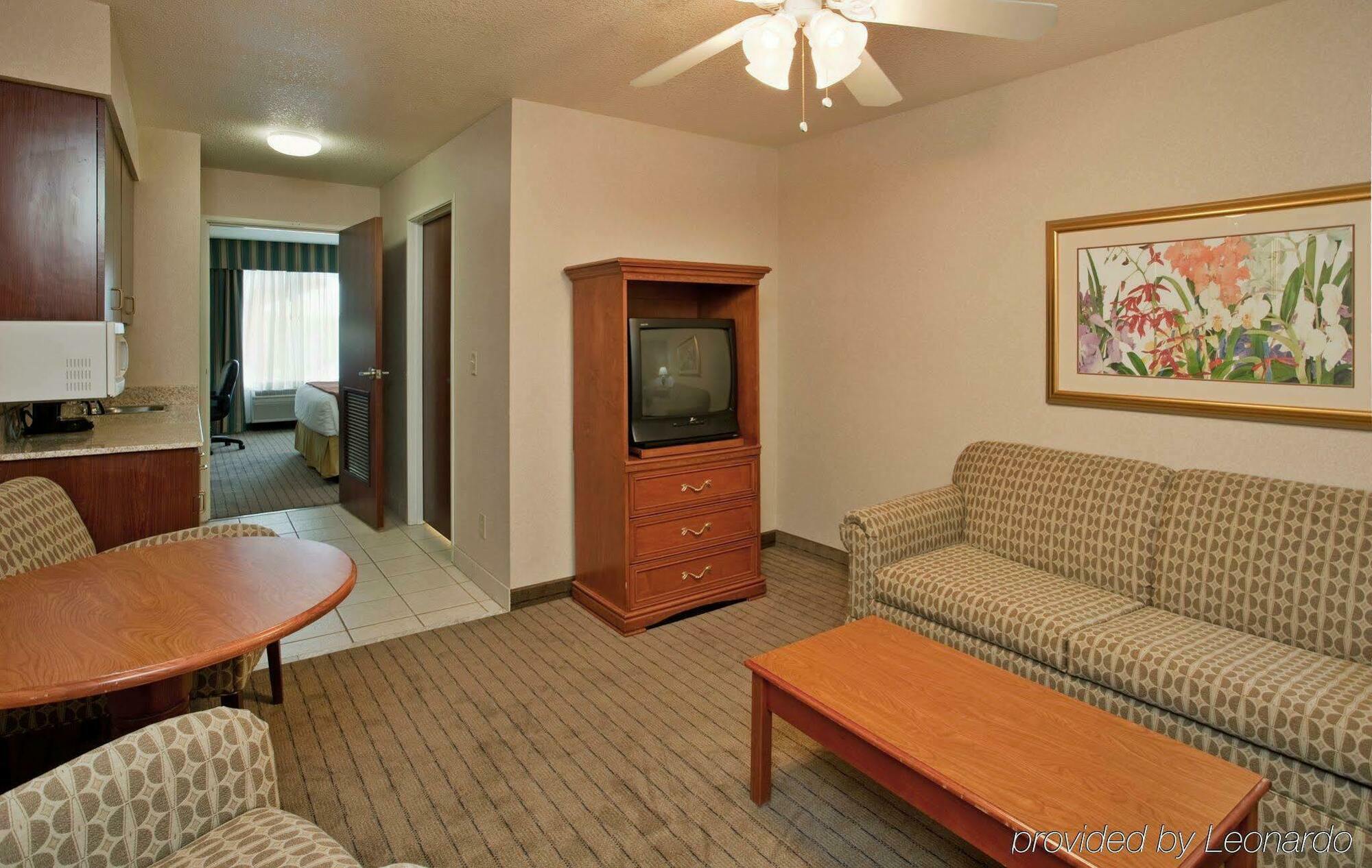 Holiday Inn Express Lawrence By Ihg Exteriér fotografie