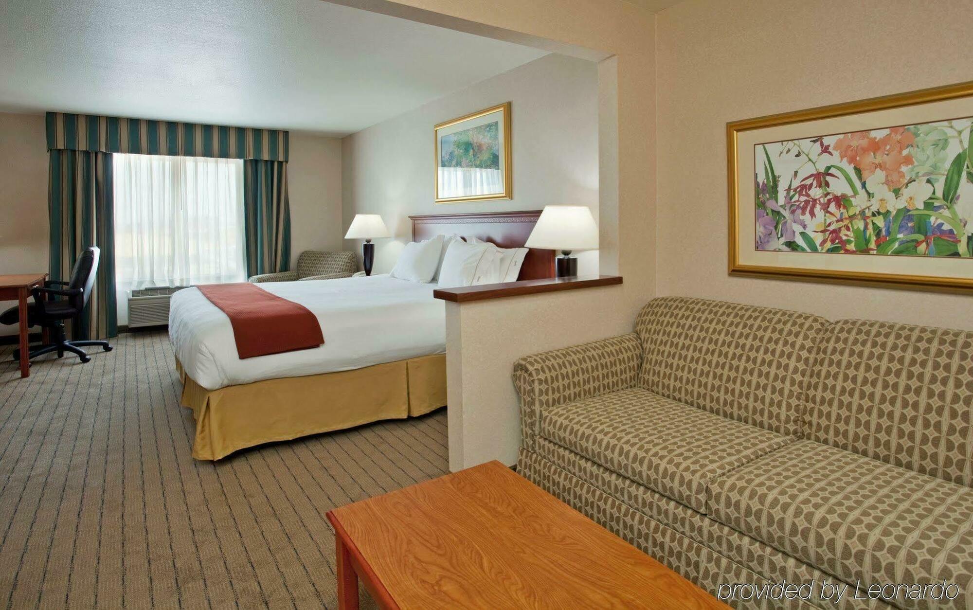 Holiday Inn Express Lawrence By Ihg Exteriér fotografie